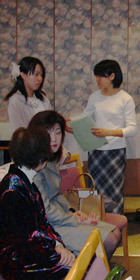 パウゼ 2004