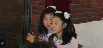 パウゼ 2004