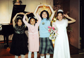 望月ピアノ教室 生徒さんの写真 2004年